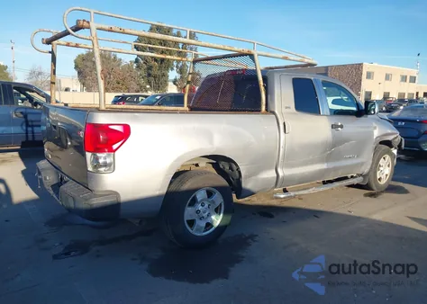 2008 Toyota Tundra Sr5 4.7L V8 z USA, uszkodzony, nr VIN 5TFRT54178X018531